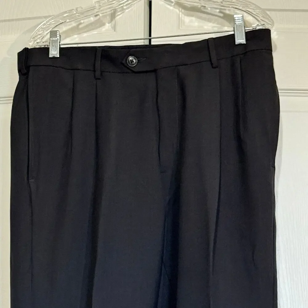Haggar E-CLO Stria Classic Fit men’s dress slacks 34 x 29 dark charcoal gray.  1